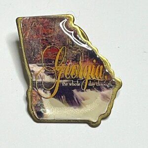 VTG Georgia The Whole Day Through 1996 Limited Edition Glossy Lapel Hat Pin